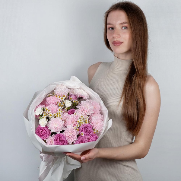 Baltica Pink Spray Chrysanthemum - 4, Peony sprayrose - 3, White spray carnation - 9, Chamomile - 5, Wrapping Paper
