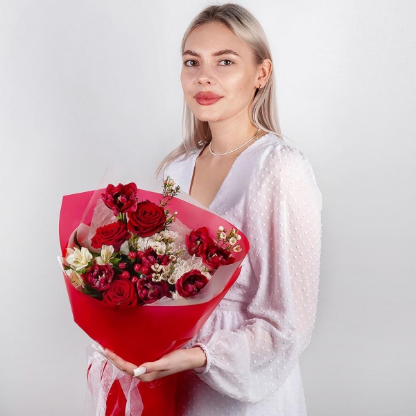 Baltica White Spray Chrysanthemum - 1, Red rose 50 cm - 3, Red tulip - 9, Alstromeria white, soft pink - 3, Hypericum, Waxflower (1 pc.), Wrapping Paper