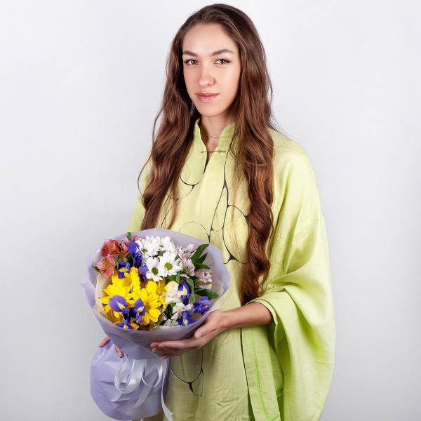 Bacardi White Spray Chrysanthemum - 1, Irises - 5, Alstromeria white, soft pink - 4, Alstromeria Red, Bright Pink - 2, Bacardi Yellow Spray Chrysanthemum - 1, Wrapping Paper